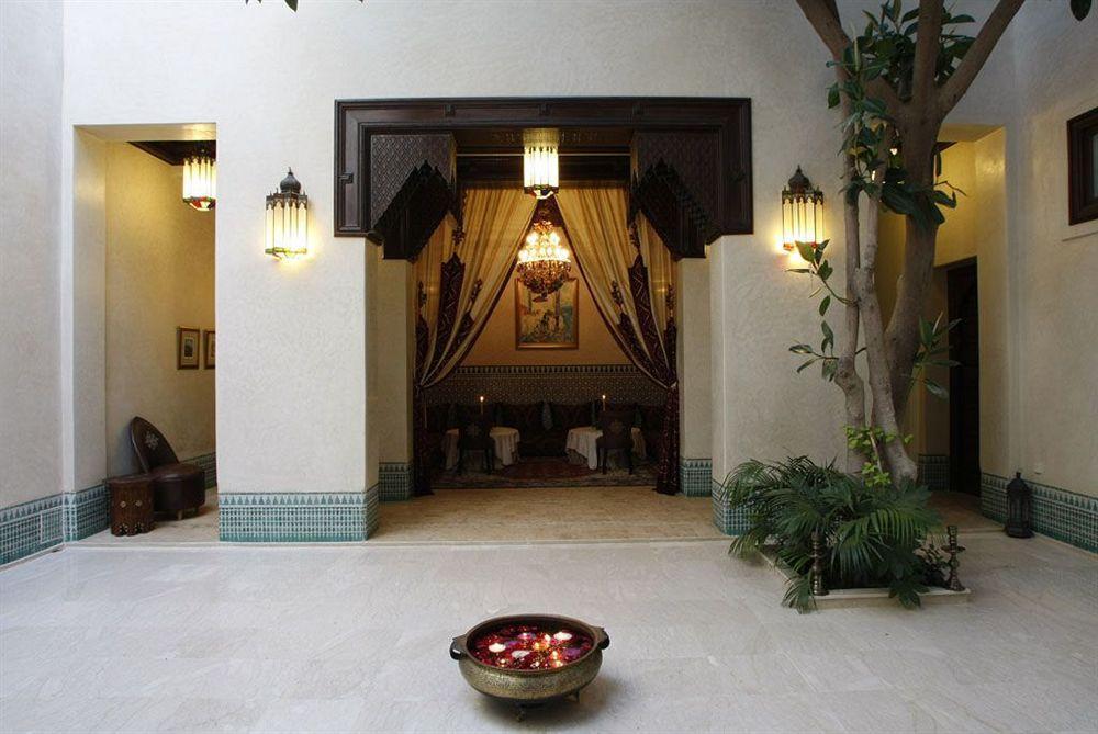 Riad Kniza Marrákes Kültér fotó The interior of the hotel